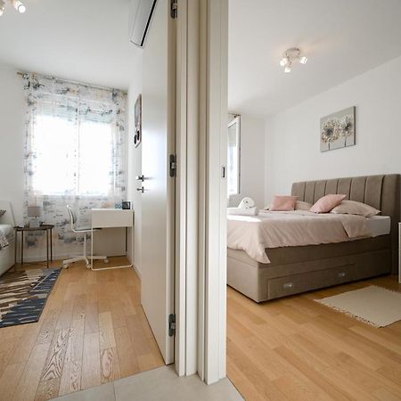 Apartman Lovre 자다르 외부 사진