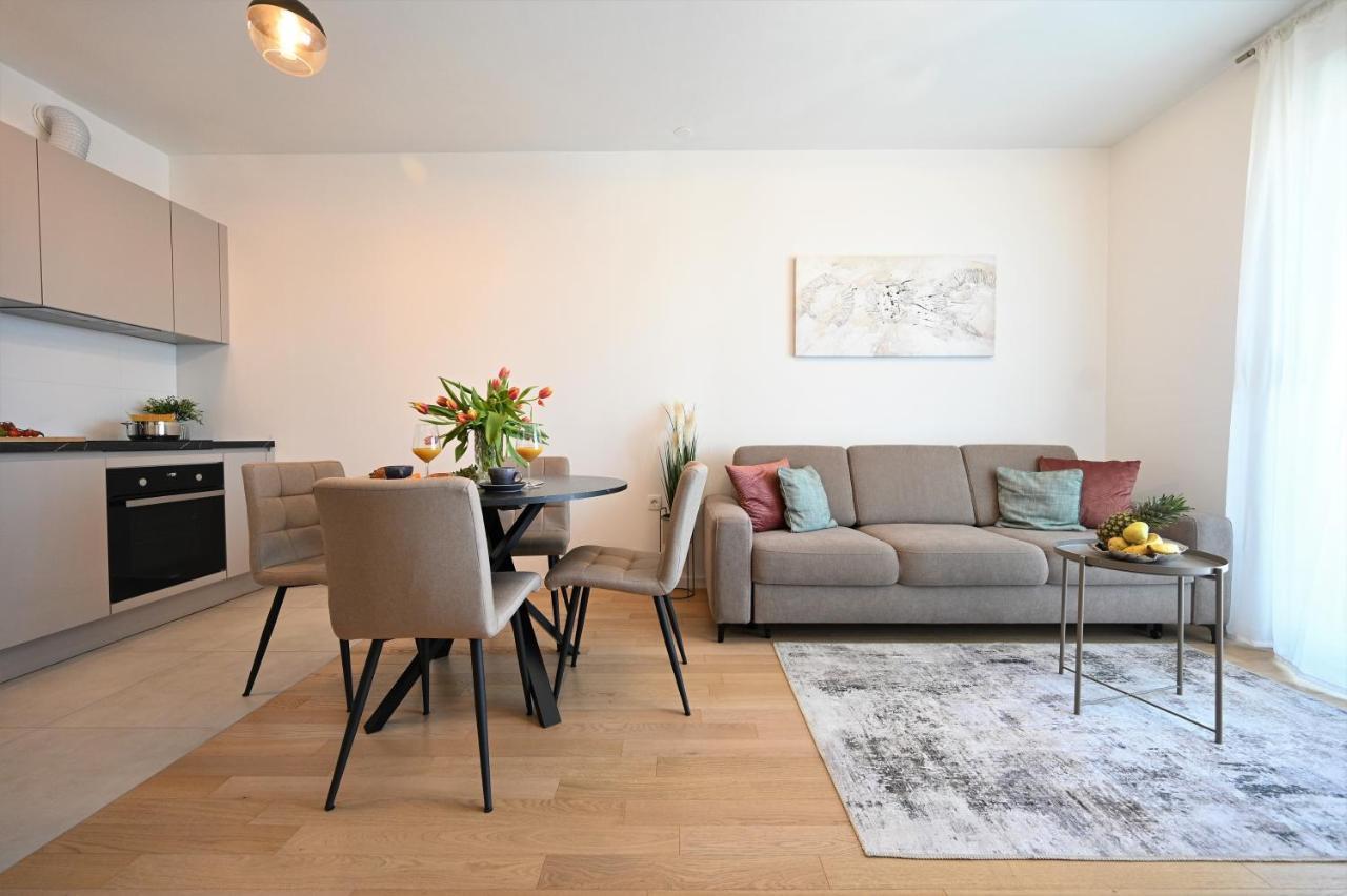Apartman Lovre 자다르 외부 사진